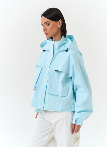 Женская ветровка с капюшоном
