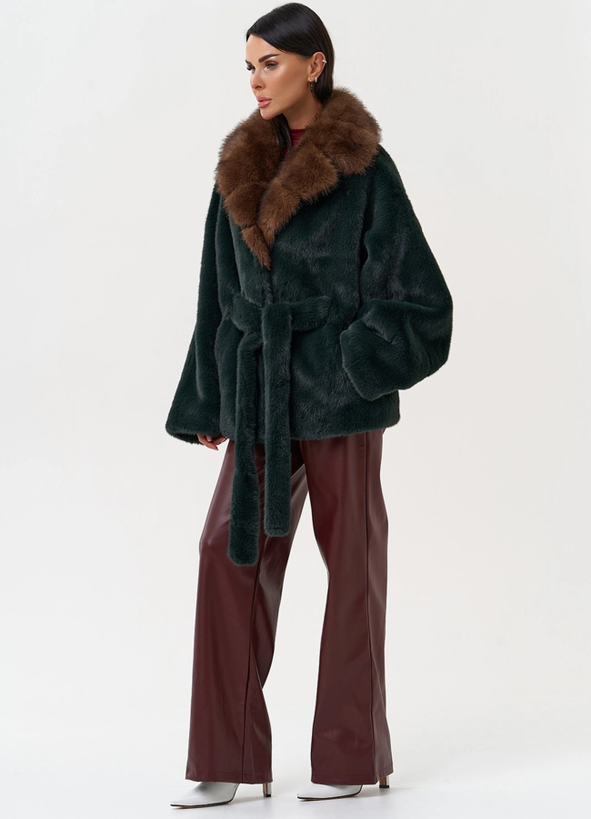Женская куртка из эко меха с поясом модель № 31249 в рассрочку