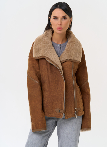 Короткая дубленка с воротником