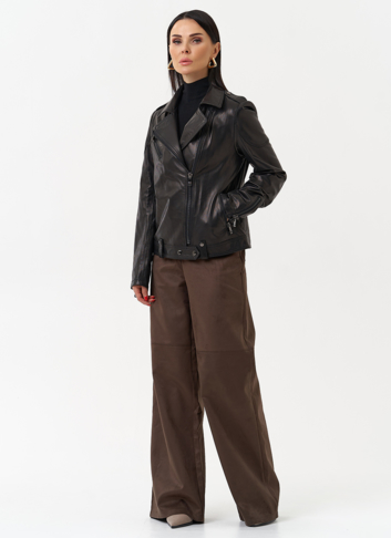 Куртка кожаная черного цвета