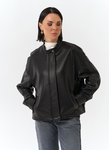 Женская куртка из натуральной кожи