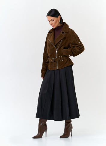 Женская куртка из натуральной замши с поясом