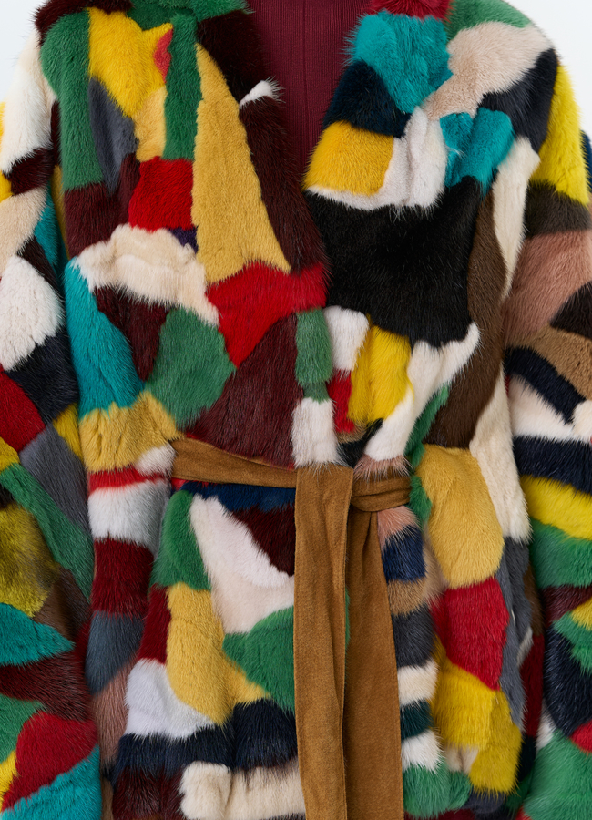 Яркая шуба из меха норки модель № 29414 универмаг малина