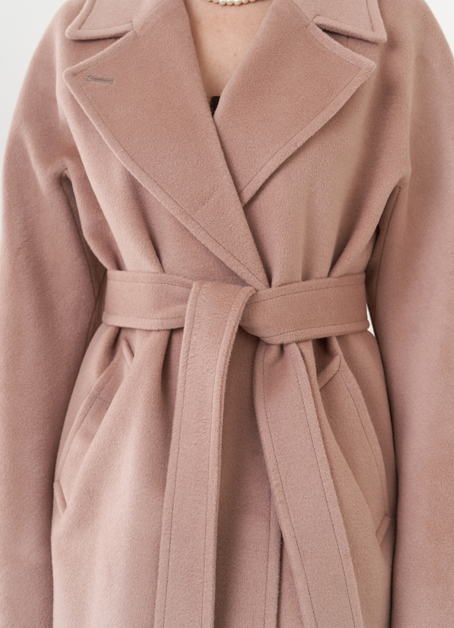 Пальто с английским воротником модель № 26839 универмаг малина