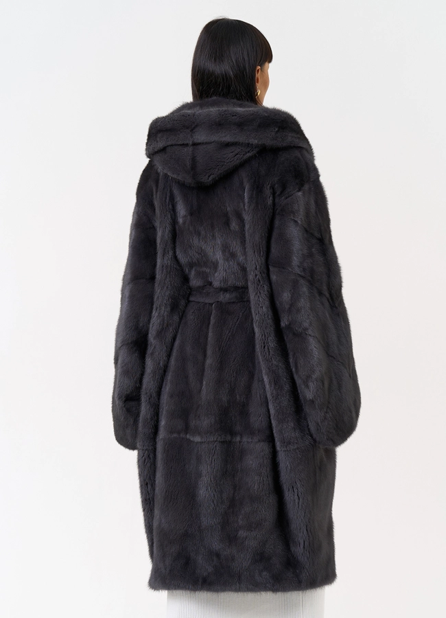 Женская шуба из меха норки с капюшоном  модель № 30673 в кредит