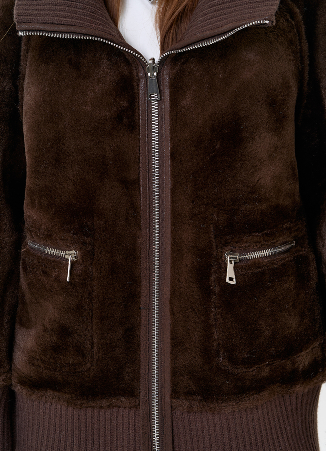 Женский двухсторонний бомбер из эко замши в коричневом цвете модель № 31436 универмаг малина