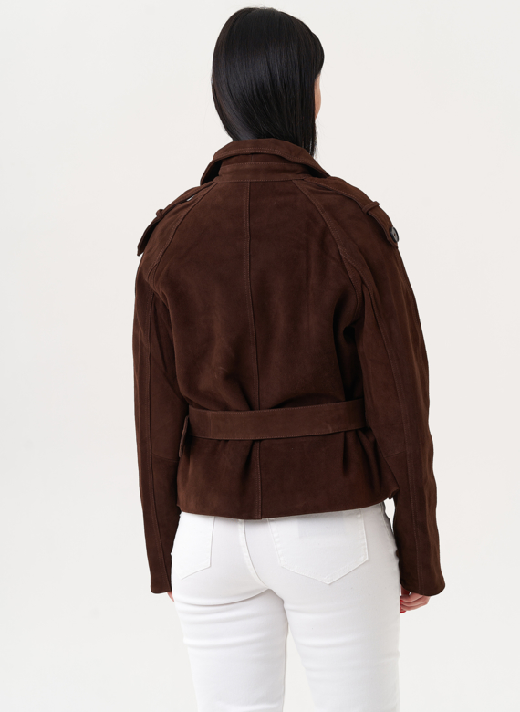 Женская куртка из замши с ремнем