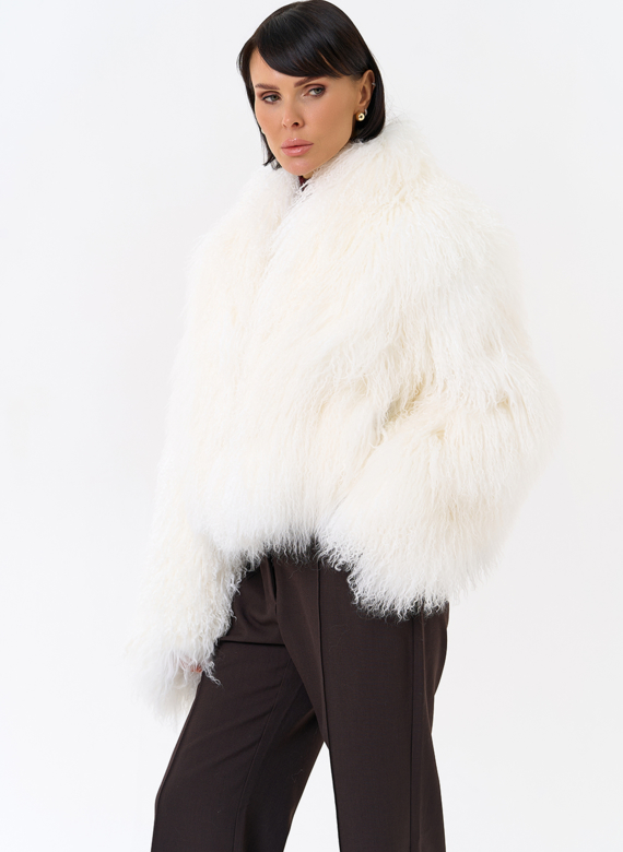Белая шуба из ламы