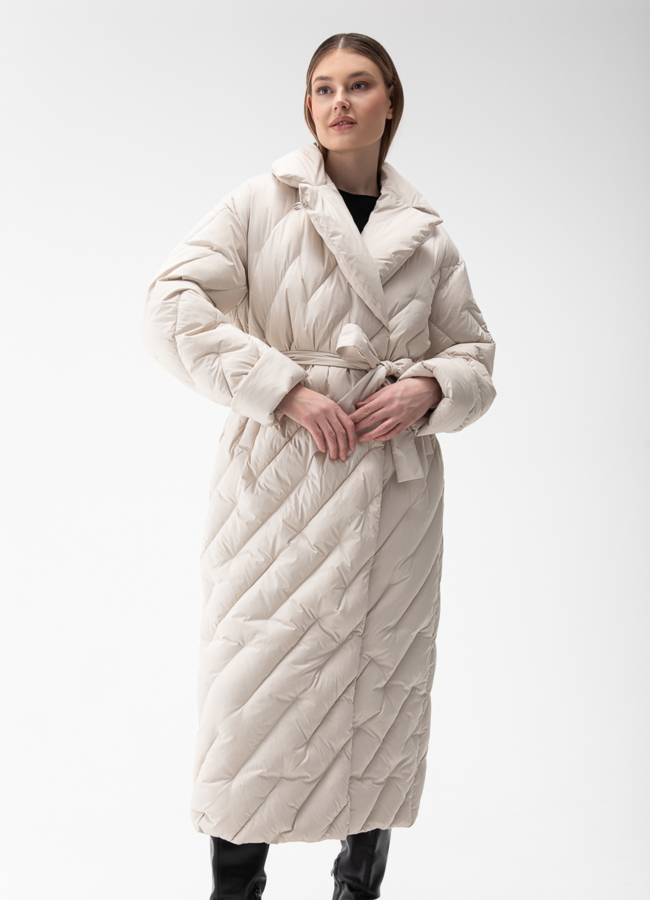 Женский пуховик с английским воротником модель № 28381 меха малина