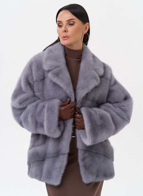 Короткая норковая шуба с английским воротником