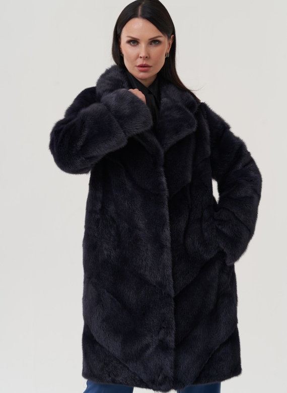 Шуба в цвете графит с английским воротником